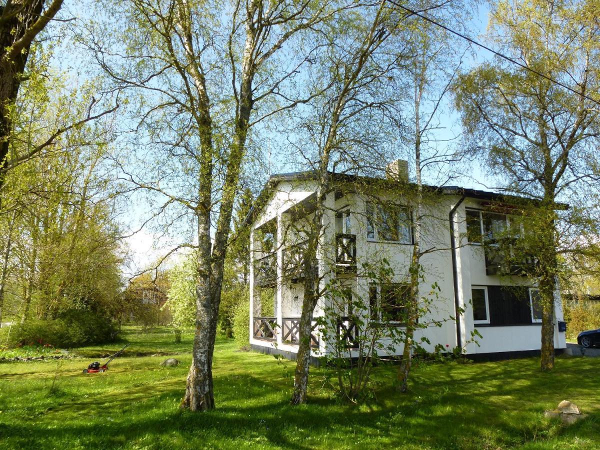 Tuule Villa Kuressaare Chambre photo